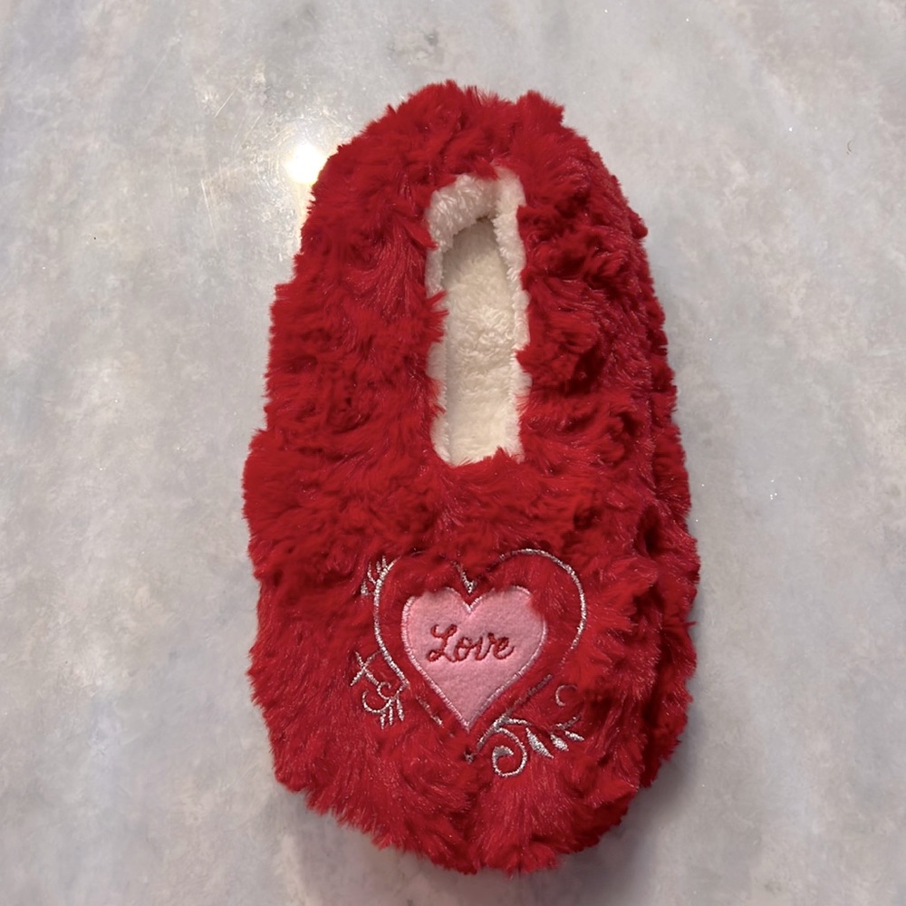 Slippers size 7/8 NWT